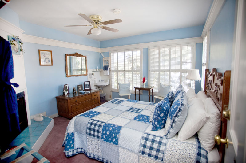 Martha & The Quiet Man, a creekside room